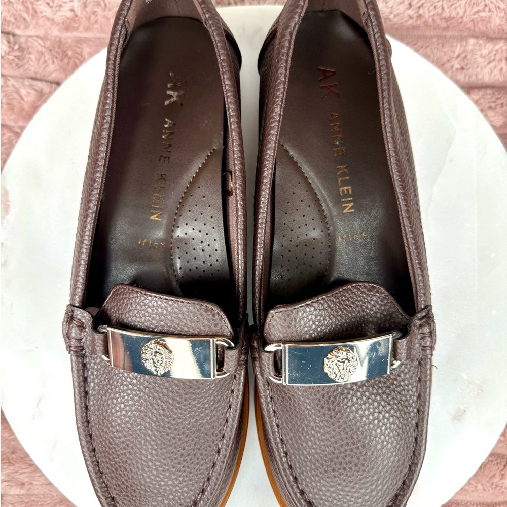 Anne Klein iFlex Naddie Flat Loafer Brown Leather  Preppy Women's Size 7.5 - Picture 5 of 10